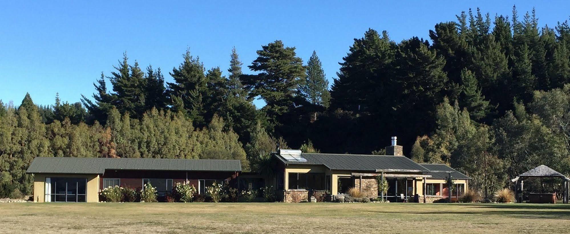 Mount Maude Country Lodge Уанака Екстериор снимка